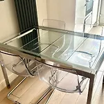 1 Bed Apartment Within London