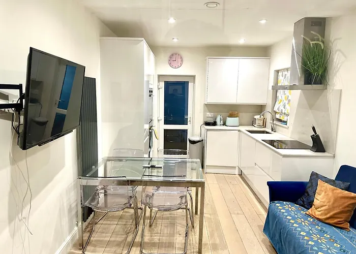 1 Bed Apartment Within London